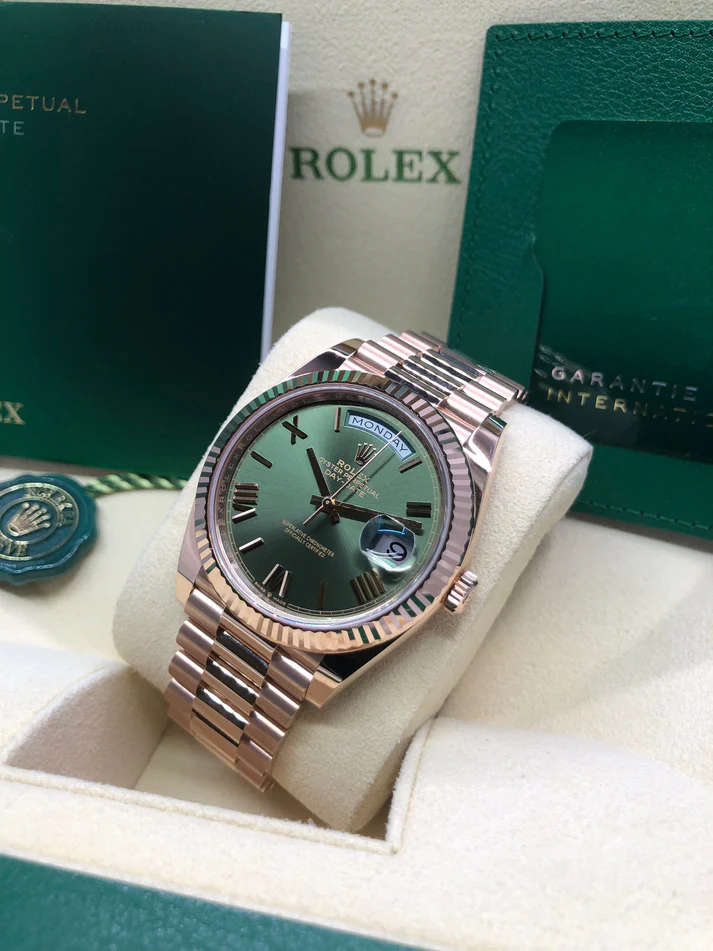 Rolex Day-Date 40 18k Everose Gold Olive Green Dial 60th Anniversary Men's Watch M228235-0025 - Image 9