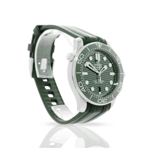 Omega Seamaster Diver 300M Green Replica