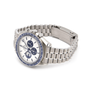 Omega Speedmaster Silver Snoopy Award Replica