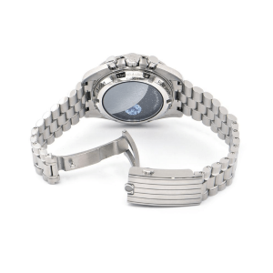 Omega Speedmaster Silver Snoopy Award Replica