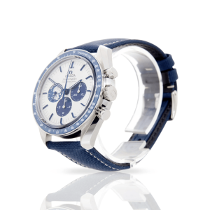 Omega Speedmaster Snoopy Replica