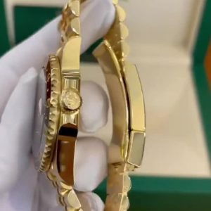 Rolex GMT Master ll Yellow Gold Black Dial Jubilee Bracelet Men’s Watch 40mm M126718GRNR-0001