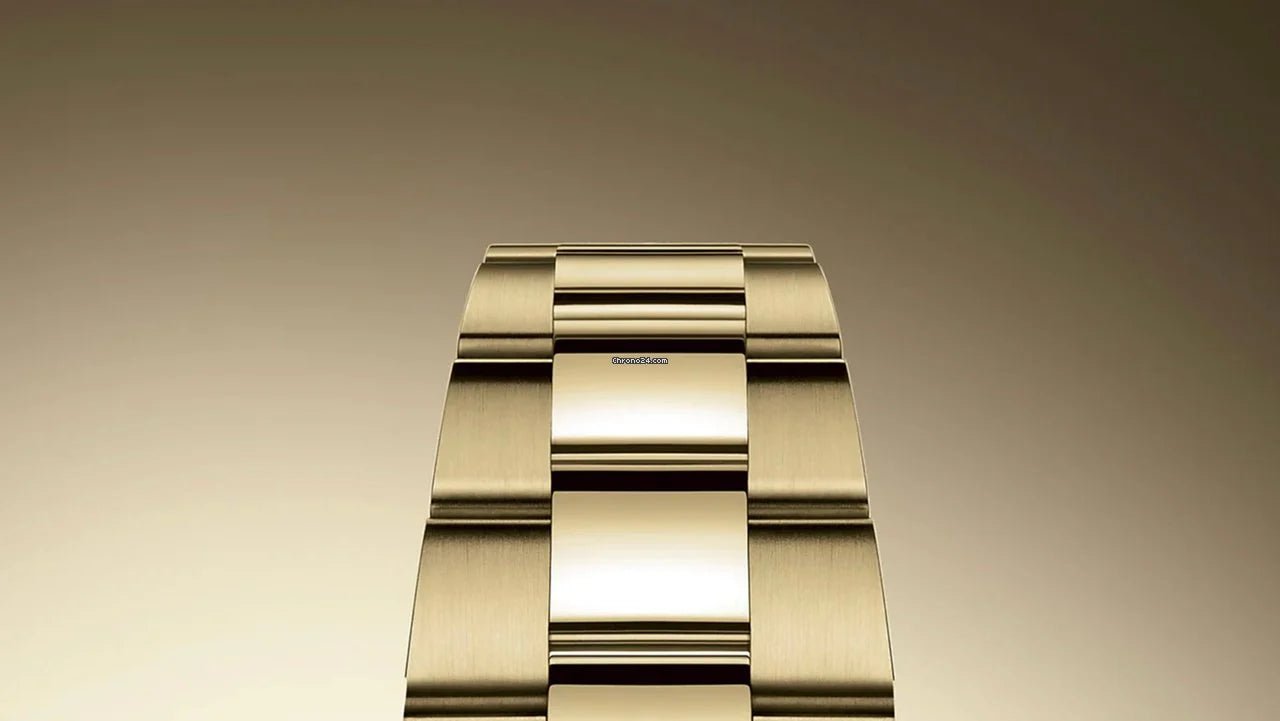 Rolex Sky-Dweller Gold 42 mm Black Index Dial Oyster Bracelet - Image 3